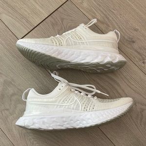 Nike React Infinity Flyknit white running shoes men’s size 7.5